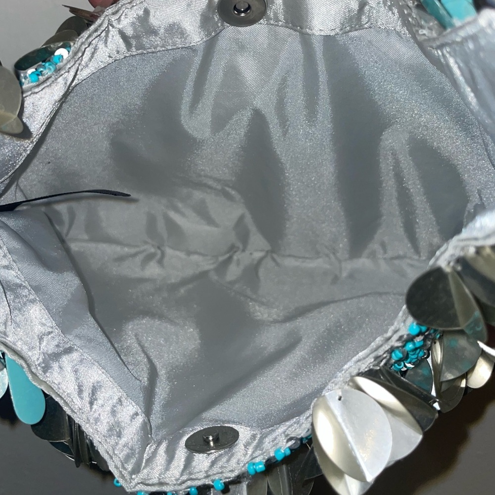 BEADED PURSE - Picture 4 of 5